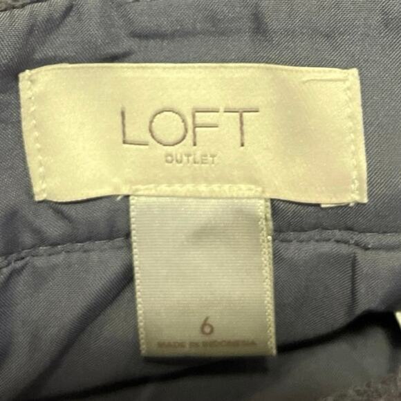 LOFT Blue Gray Faux Suede Scalloped Hem Straight Pencil Mini Knee Length Skirt 6 - Picture 4 of 4